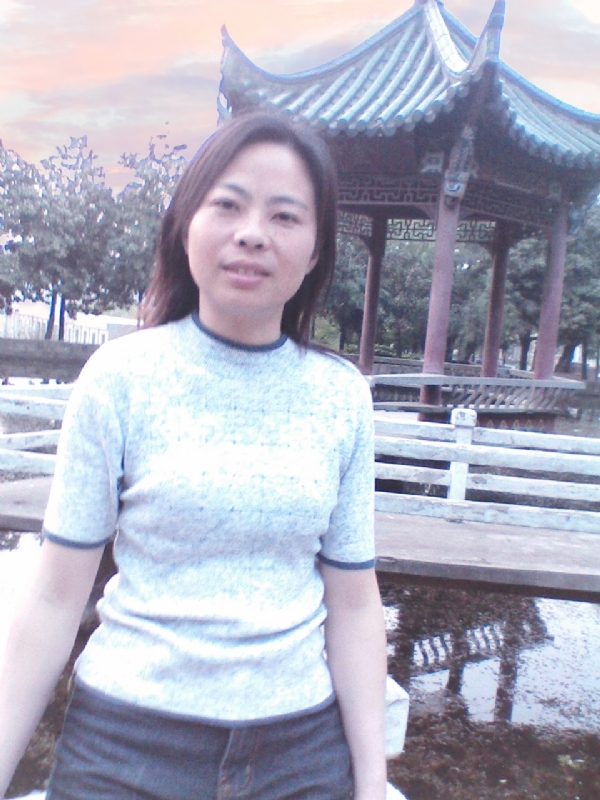 小草的第三张照片--铜陵王婆说媒